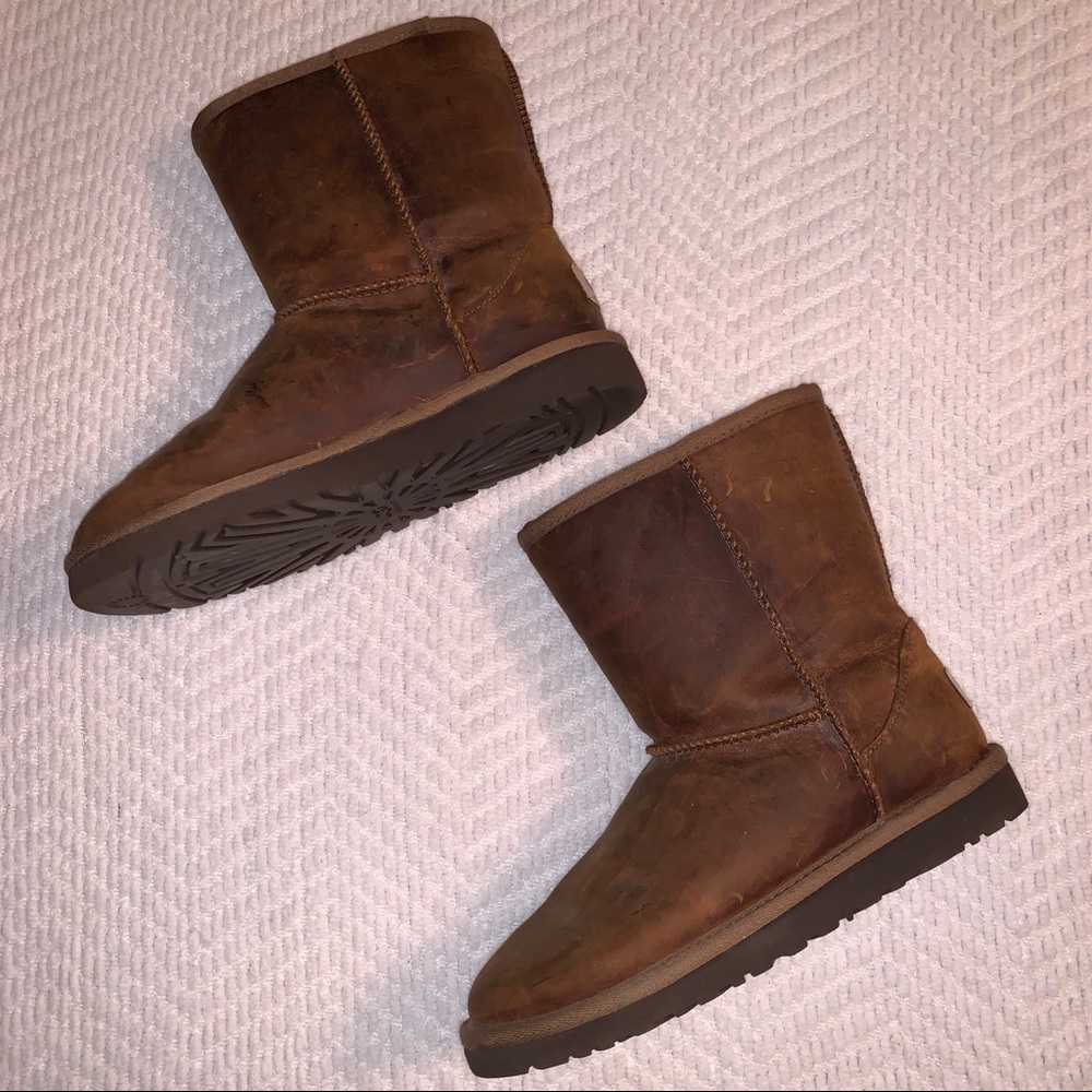 UGG short brown leather boots Kids
